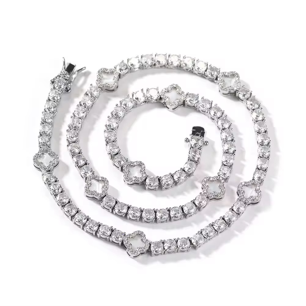 Silver White Clover Set necklace and bracelet set